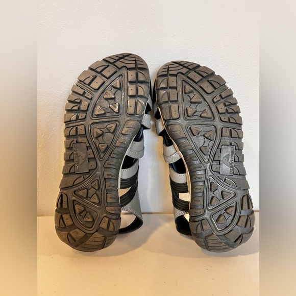 Ozark Trail Men’s Closed Toe Outdoor Sandals Size 10 - Picture 5 of 5